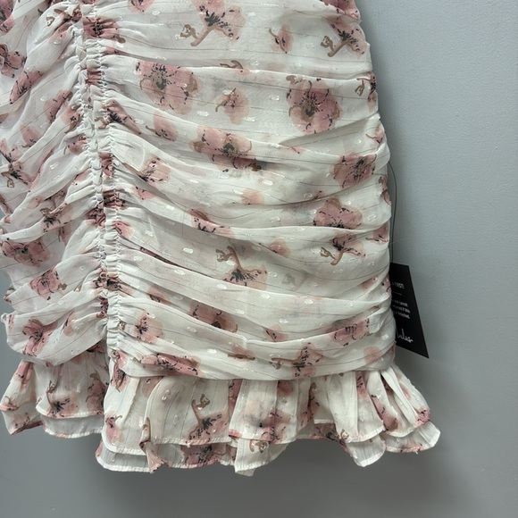 SOLD IN STORE NEW Lulu’s White Floral Print Ruched Mini Dress Size Small - Picture 4 of 11